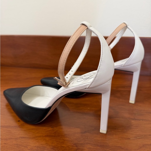 ANTONIO MELANI Black and Tan Heels - Picture 5 of 8